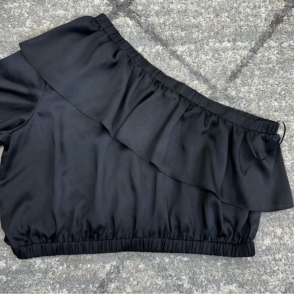 Express women one shoulder ruffle satin cropped top XL black pirate renaissance - Picture 5 of 10